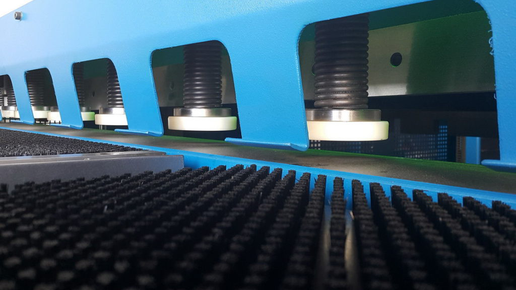 cesoia-per-taglio-lamiera-nuova-boschert-1