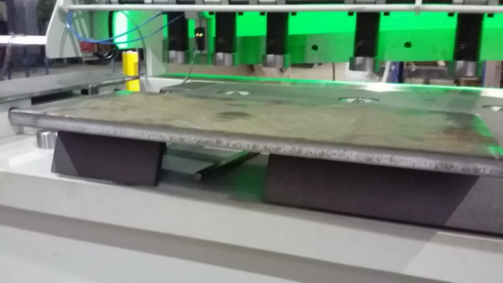 cesoia-per-taglio-lamiera-nuova-boschert-2