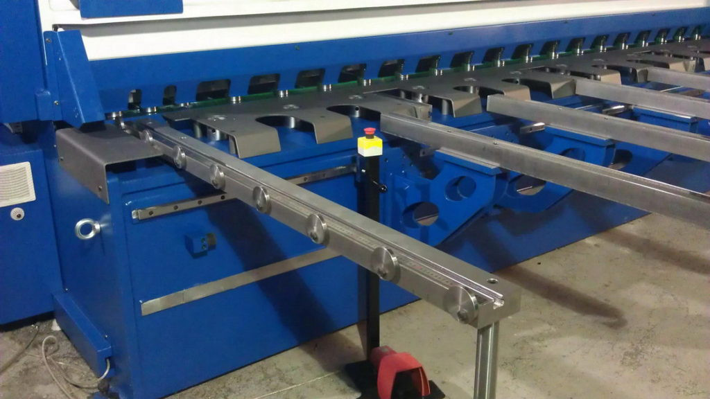 cesoia-per-taglio-lamiera-nuova-boschert-7