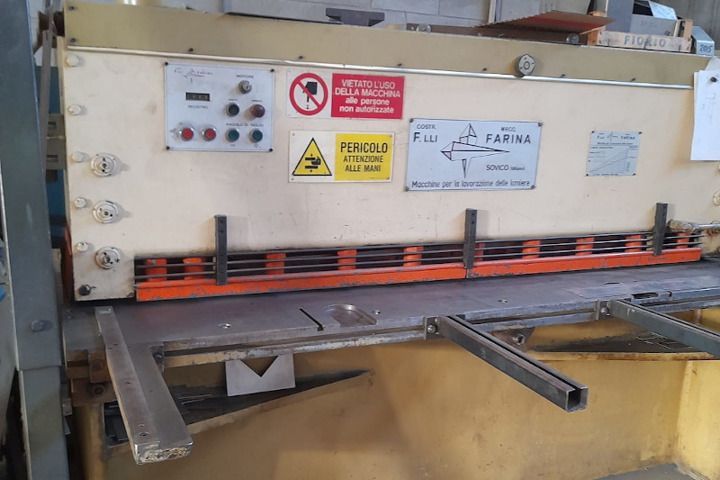 coppia-pressa-piegatrice-e-cesoia-farina-usate-1