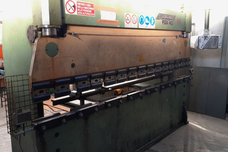 pressa-piegatrice-gasparini-3000x40-usata-1