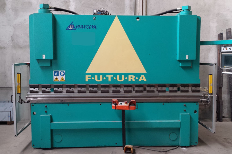 pressa-piegatrice-Warcom-3000x100-usata-1